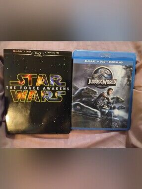 Blu-ray Bundle: Star Wars The Force Awakens & Jurassic World (Scratch-Free)